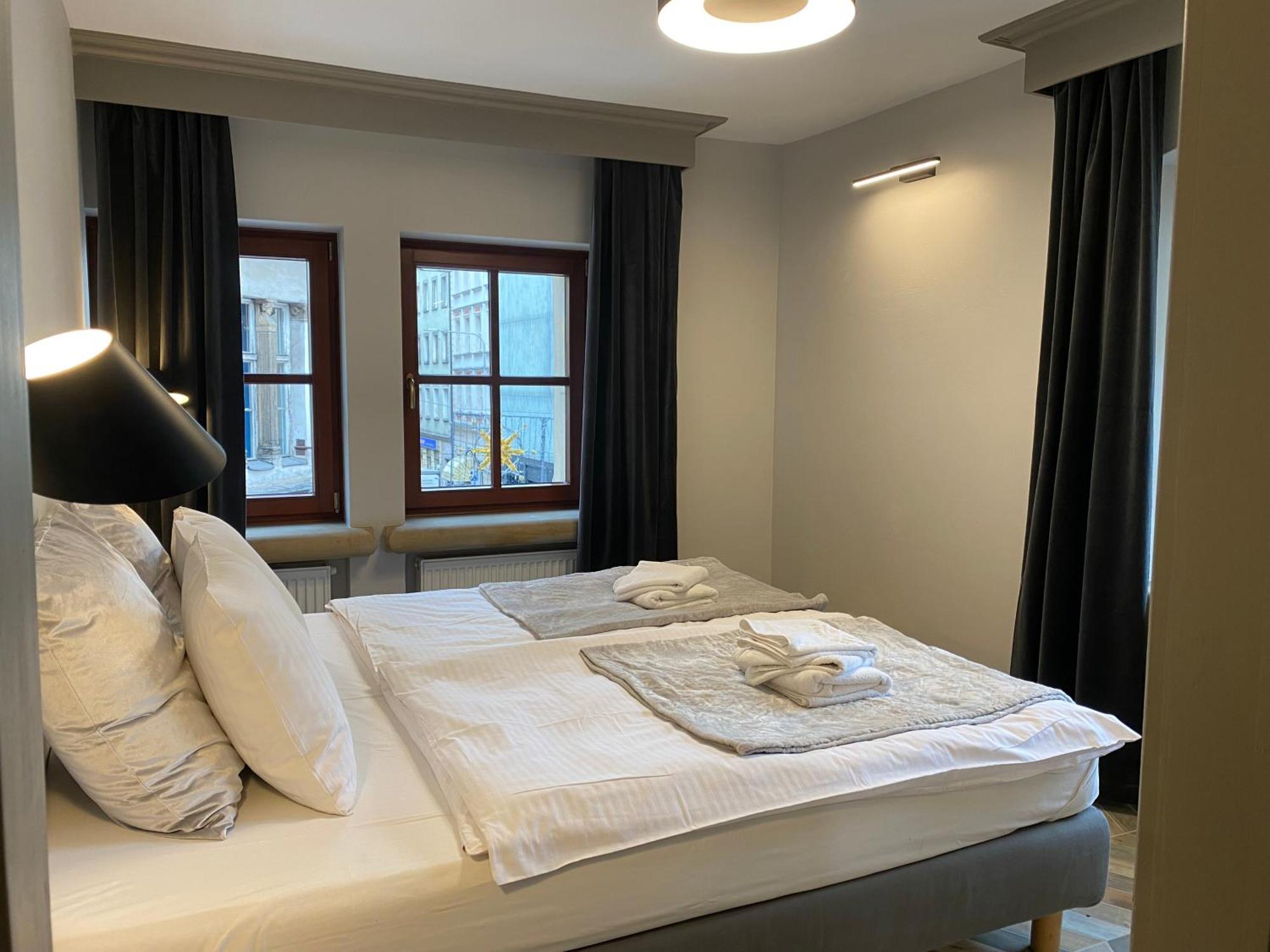 Arte-Locum Apartamenty Przy Rynku Wroclaw Luaran gambar