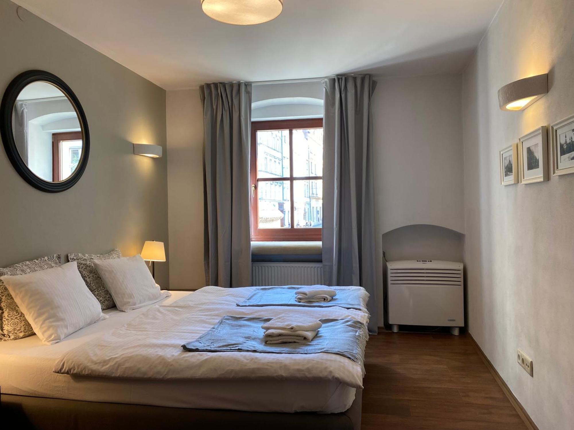 Arte-Locum Apartamenty Przy Rynku Wroclaw Luaran gambar