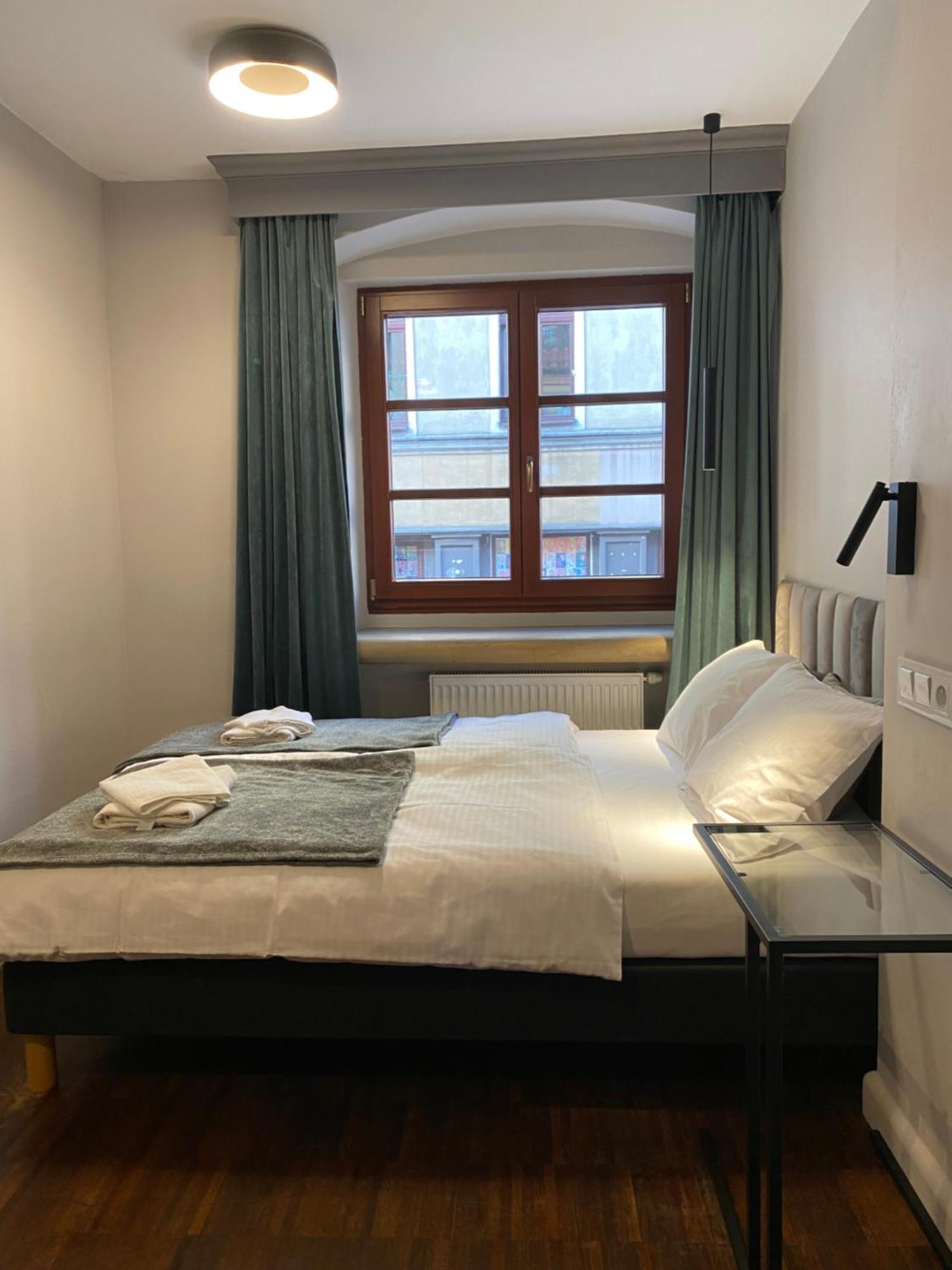 Arte-Locum Apartamenty Przy Rynku Wroclaw Luaran gambar